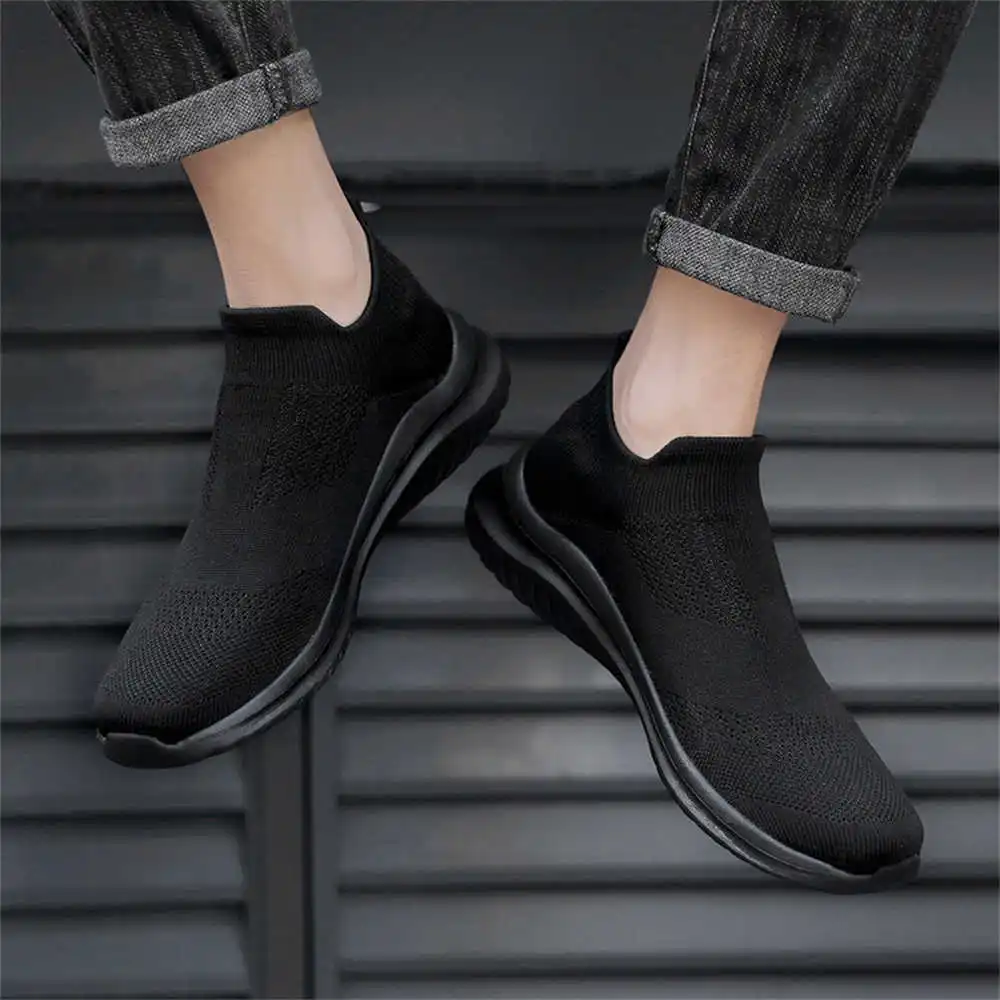 Travel Accessories Overseas - Sepatu olahraga pria, krem lembut baru
